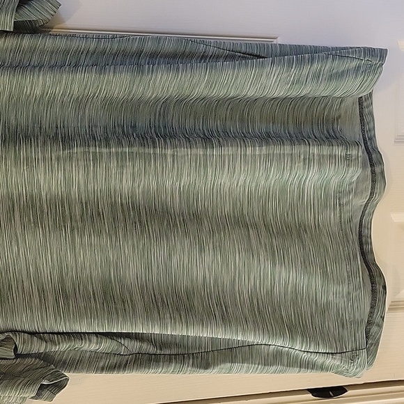 Mens NWOT large Adidas shirt - Picture 8 of 9